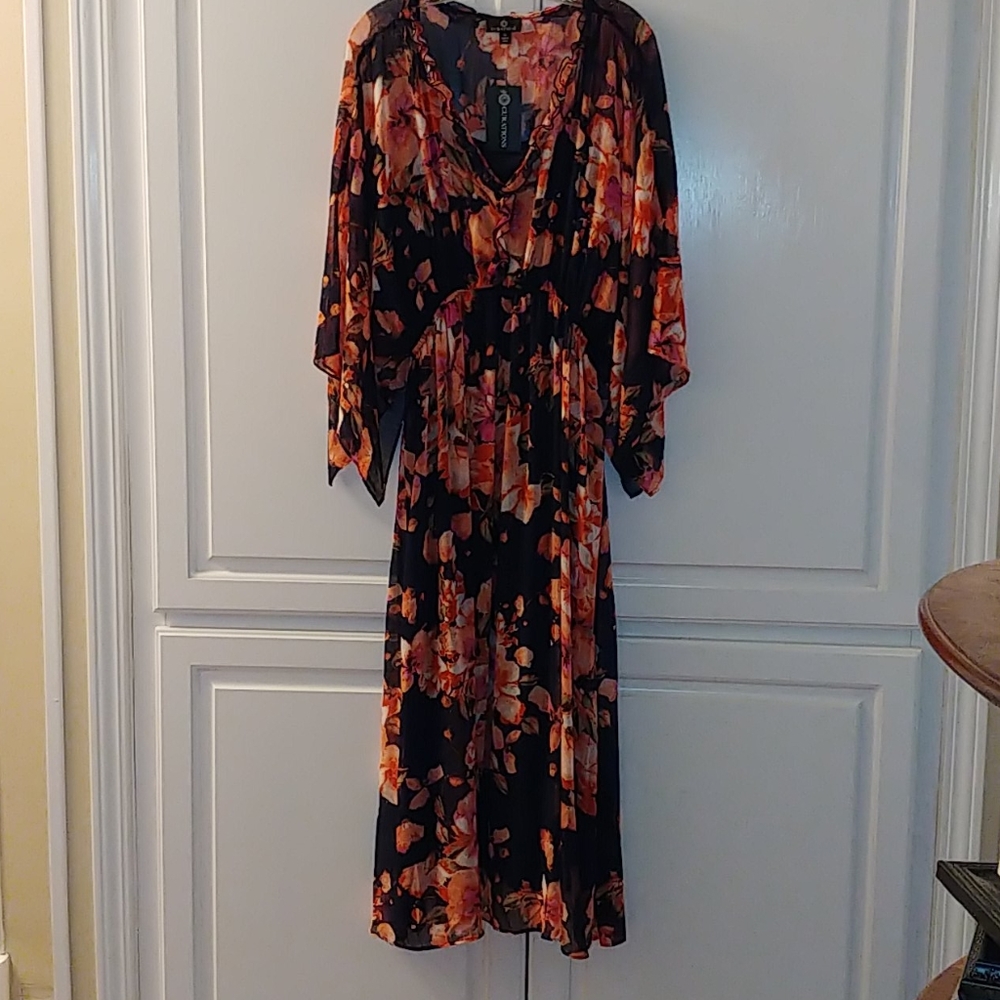 NWT! Women's BOHO Style Dress Size XL